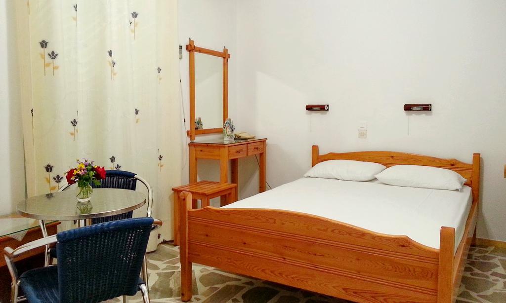 Pension Gina Méthana Kamer foto